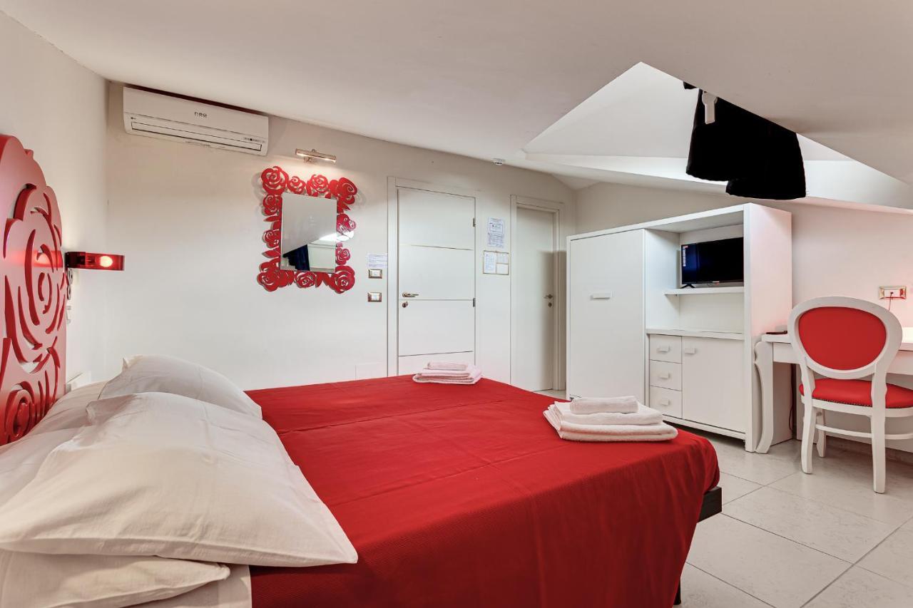 Hotel Le Cinéma Gatteo a Mare Extérieur photo
